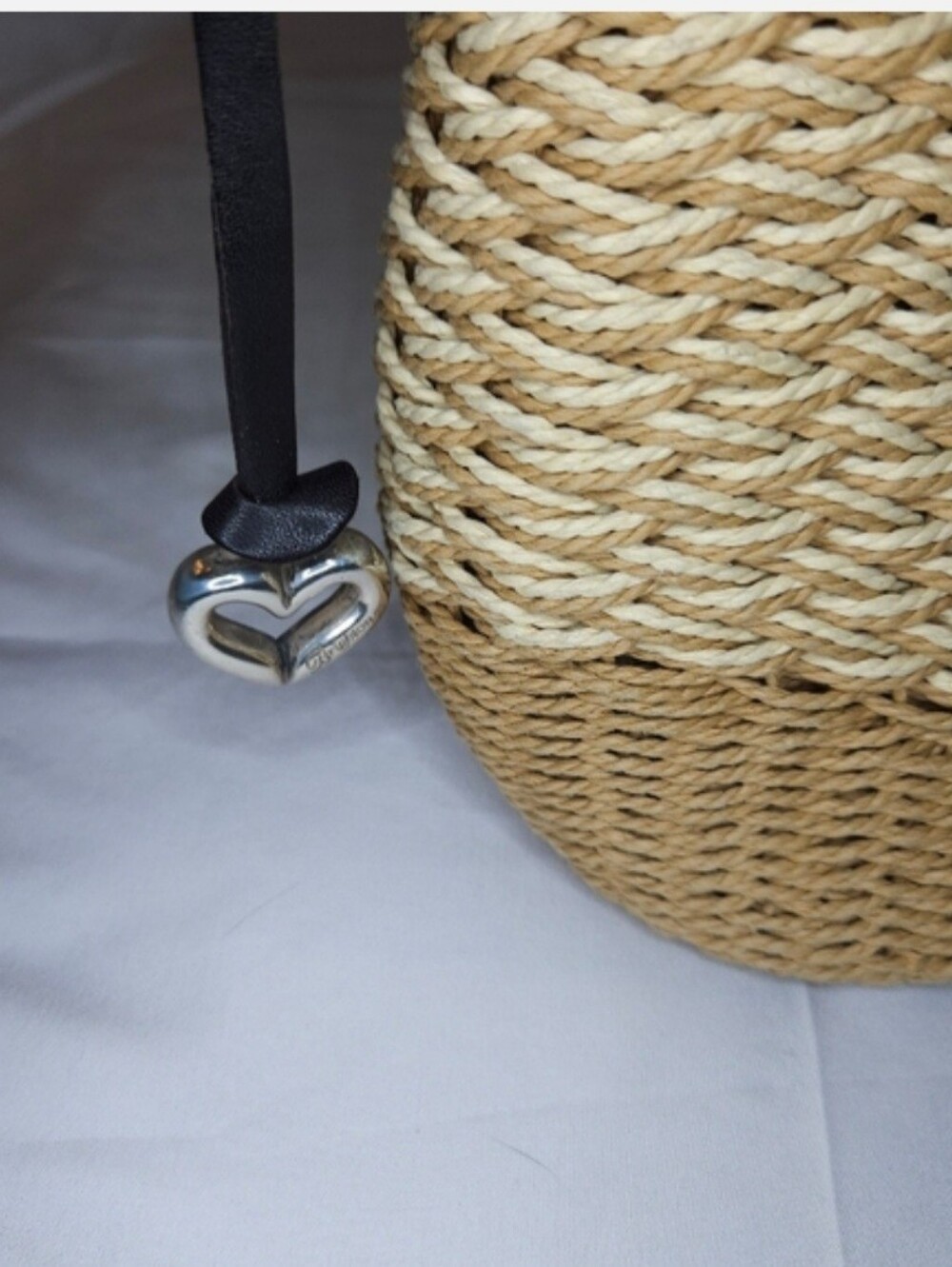 Brighton beige woven straw shoulder Bag black leather trim and a signature - Picture 7 of 12